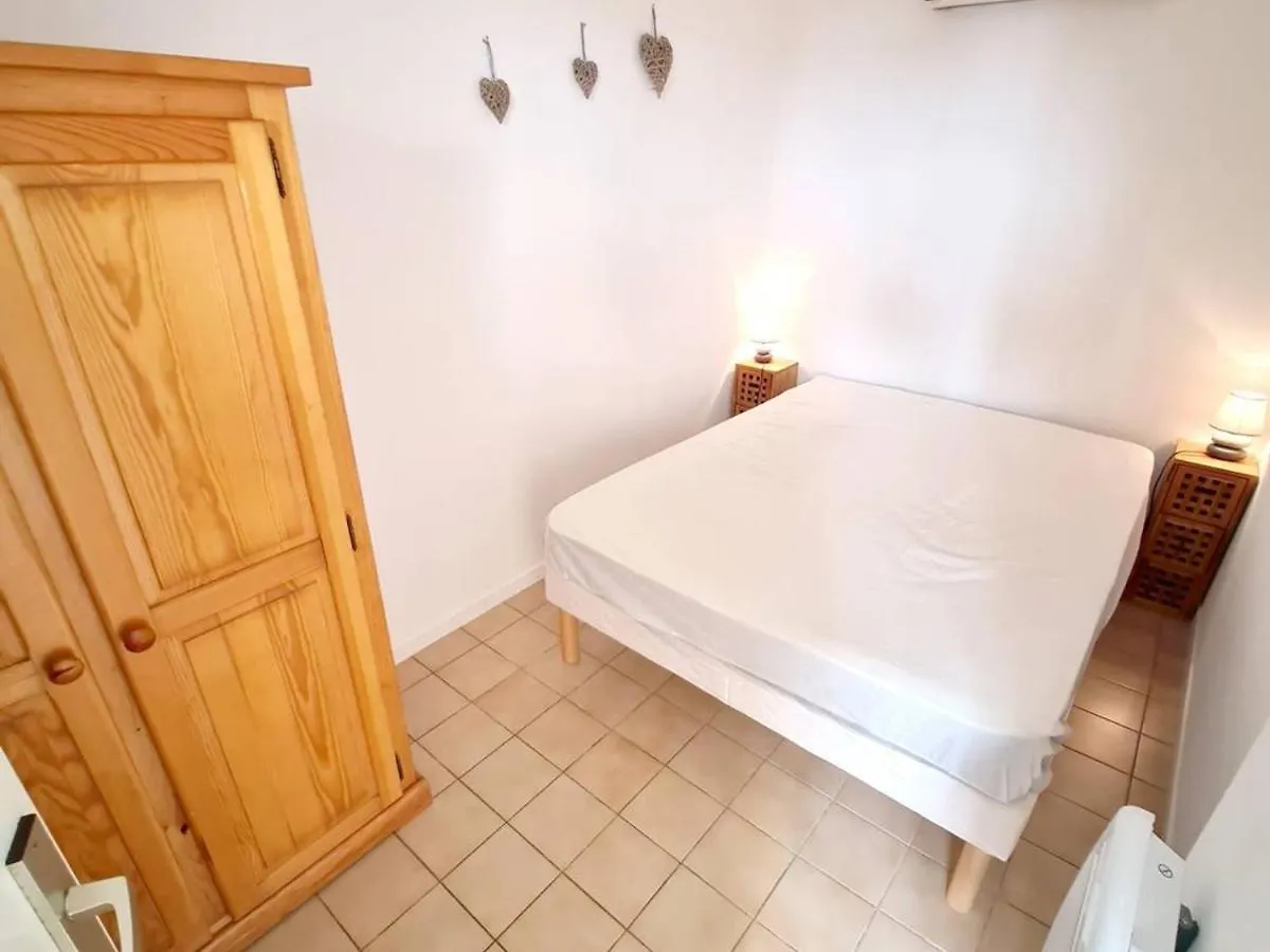 Charmant T3 Climatise Avec Parking, Piscine, Tennis, A 200M Des Plages Et Commerces - Fr-1-316-21 Six-Fours-les-Plages 0*,  France
