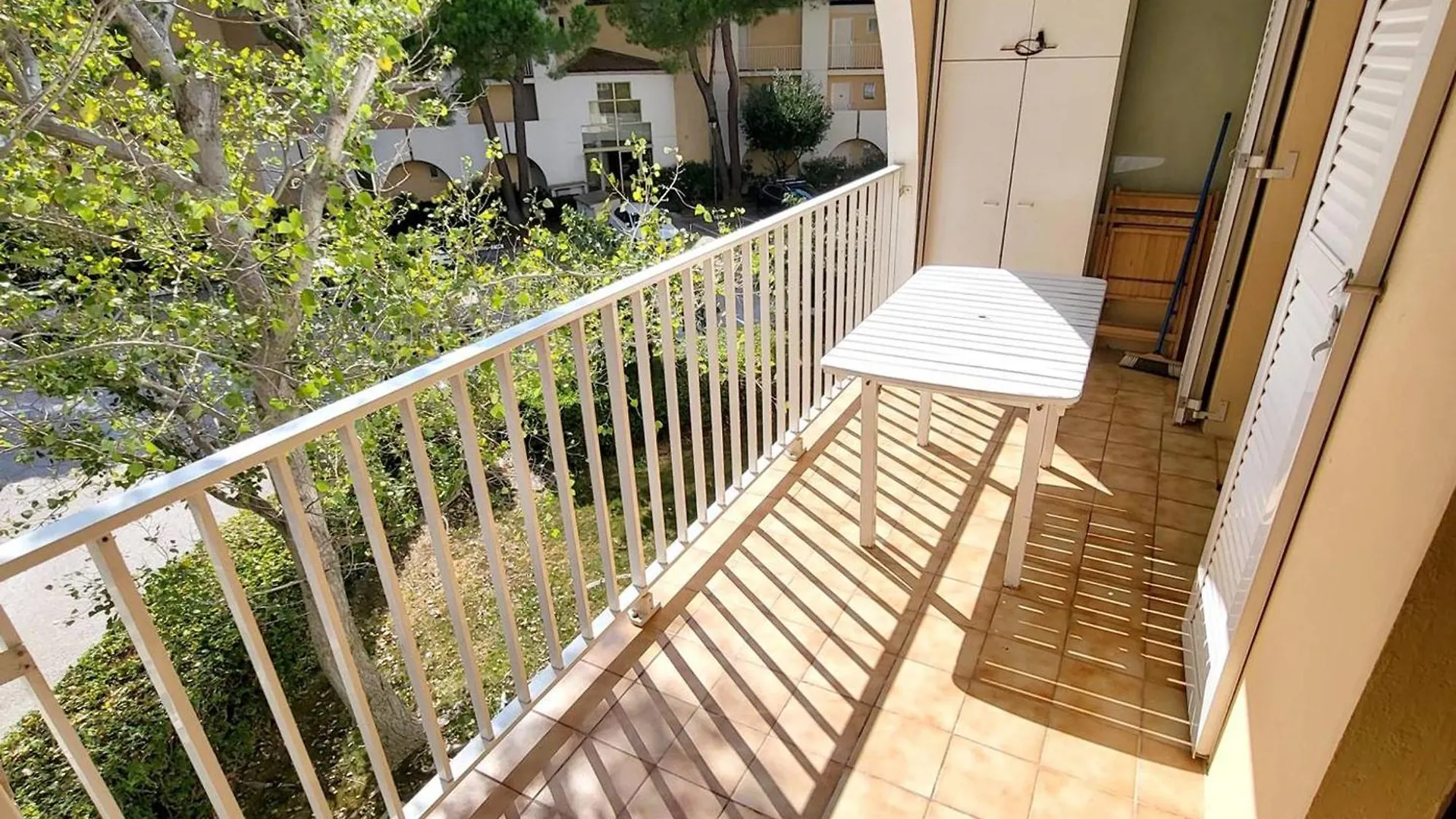 Apartment Charmant T3 Climatise Avec Parking, Piscine, Tennis, A 200M Des Plages Et Commerces - Fr-1-316-21 Six-Fours-les-Plages
